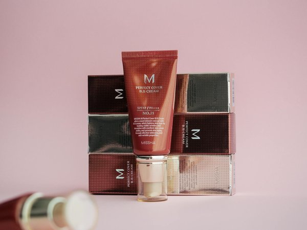 Elevate Your Cold-Weather Style: Unlock the Secrets to Stylish Parka Fashion